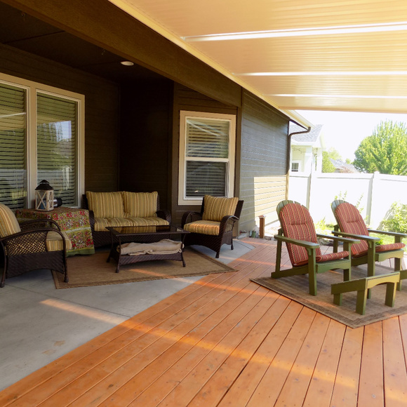 Meet your Posher, Niki - Picture 7 of 7